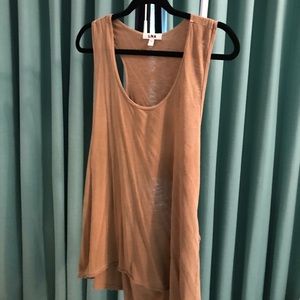 LNA tank with back cutout